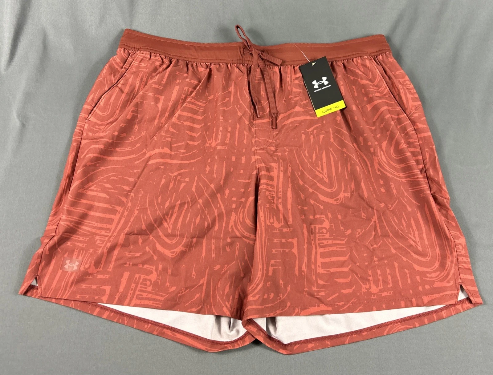 Under Armour Shorts Expanse Athletic Lined Printed XXL Red Polyester MSRP $65