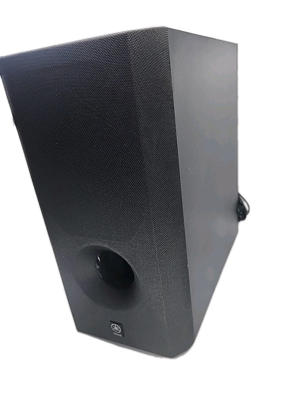 Yamaha SW-201 Powered Subwoofer. 42-50 Watts. 30-200Hz  Tested. Good!