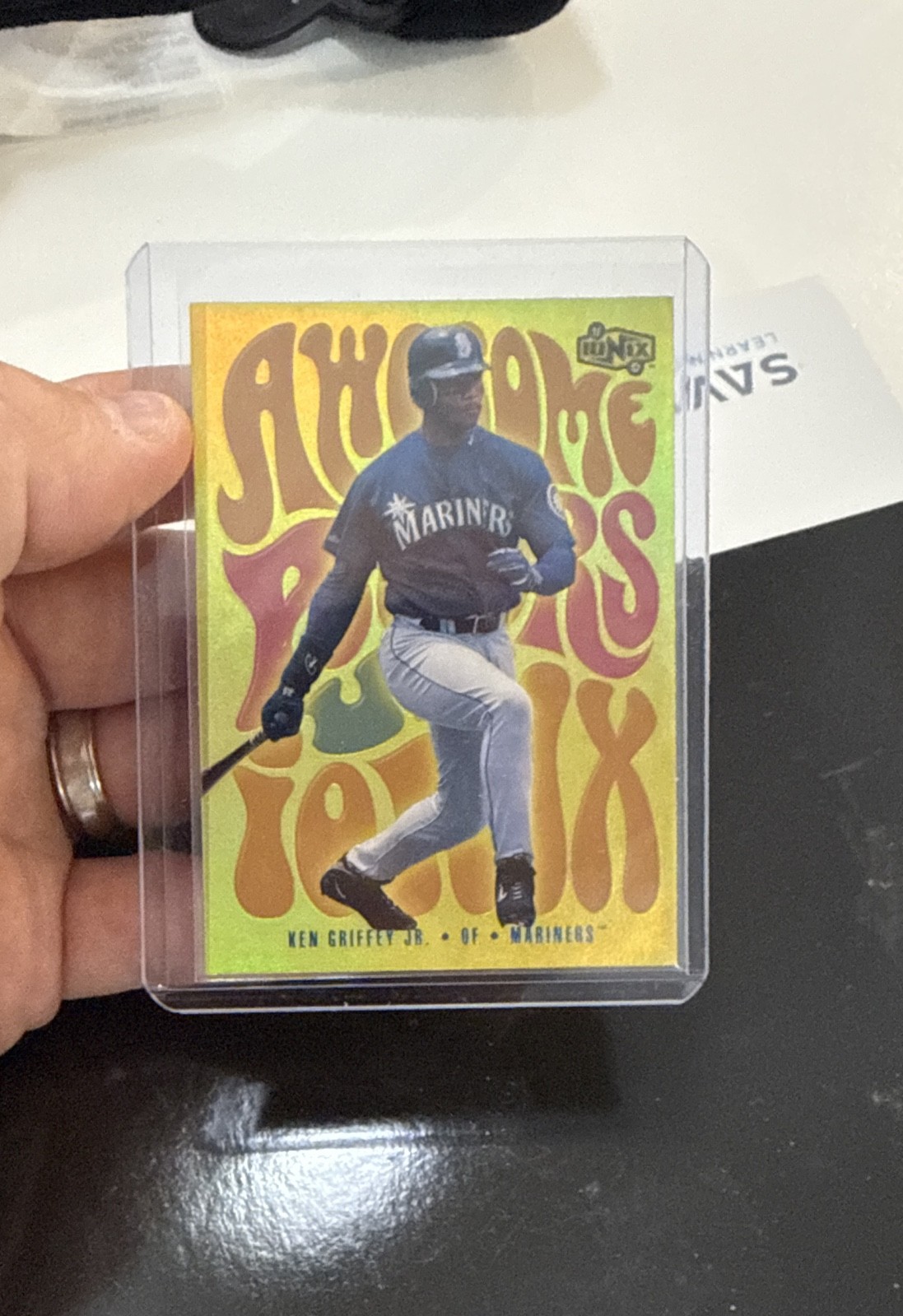2000 Upper Deck Ionix - Awesome Powers Ken Griffey Jr #AP1
