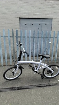 Folding Bike 20in Wheels White/Black Small Frame Flat Bar V-Brake - Image 1 of 2