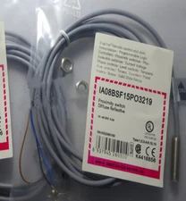 1pc New proximity switch sensor IA08BSF15PO3219 #A6-31