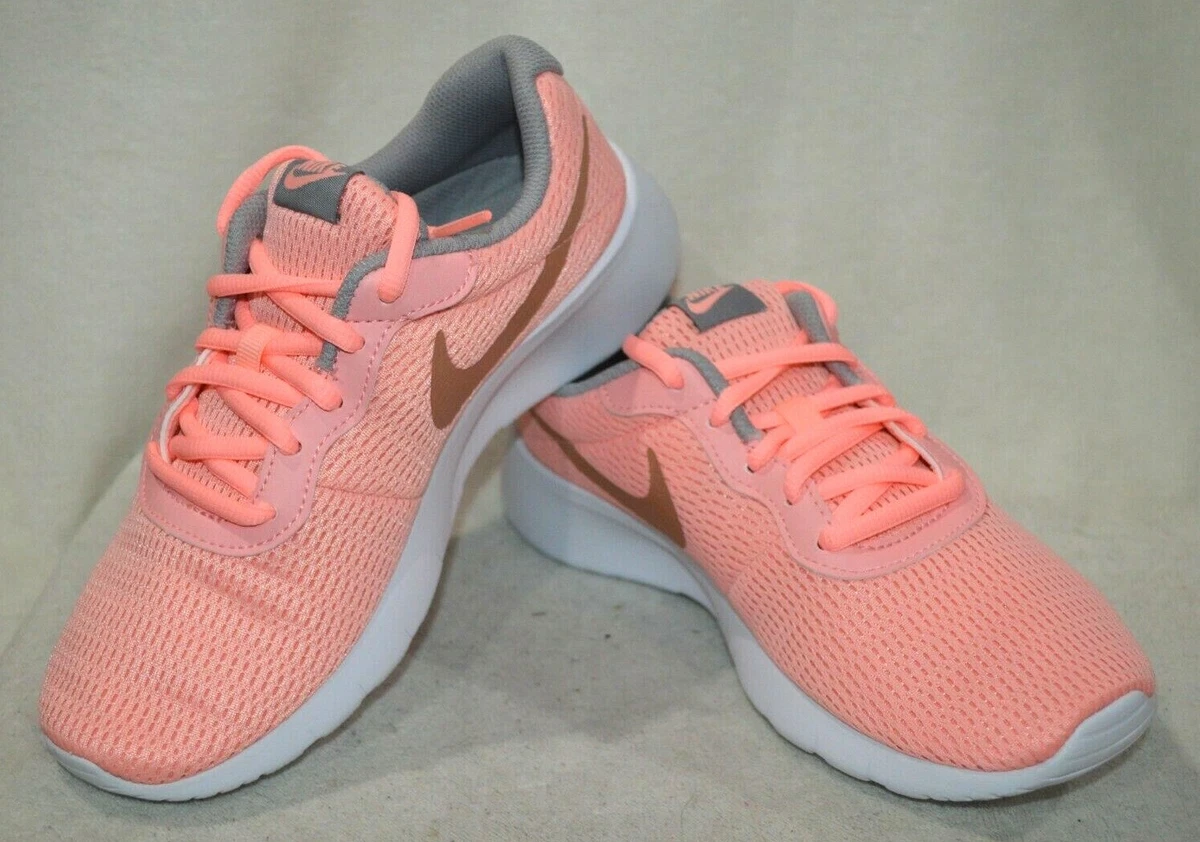 Nike Tanjun GS Pink Tint Rose Gold Girl s Running Shoes Sz 5 6.5 NB 818384 607
