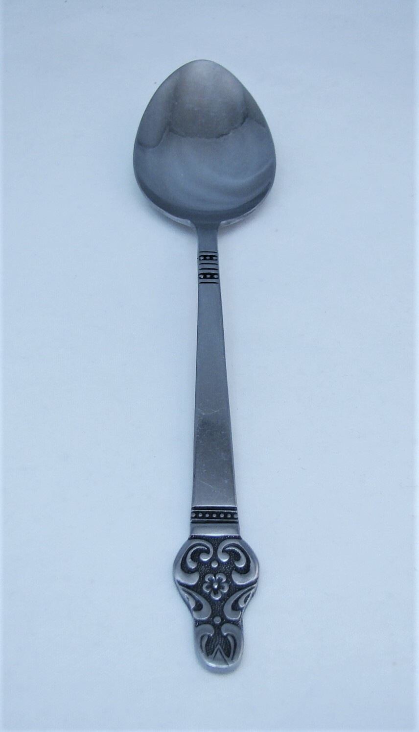 Cuchara De Sopa Ovalada De Acero Inoxidable DANESA