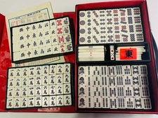【Used】 Japanese  Mahjong Set 　 Standard Size Tiles and Black Vinyl Case