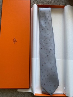 New Hermes Men's Cravate Twill Silk Tie 7 Out of The Box Tie Accessory Grey