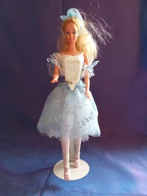 BARBIE   n° 2191     BALLERINE avec vêtements DREAM GLOW FASHION       1985 - Photo 1/4