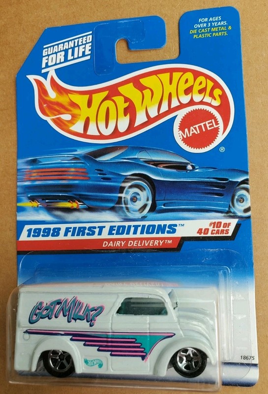 Hot Wheels #645 | Dairy Delivery (White) | 1998 First Editions