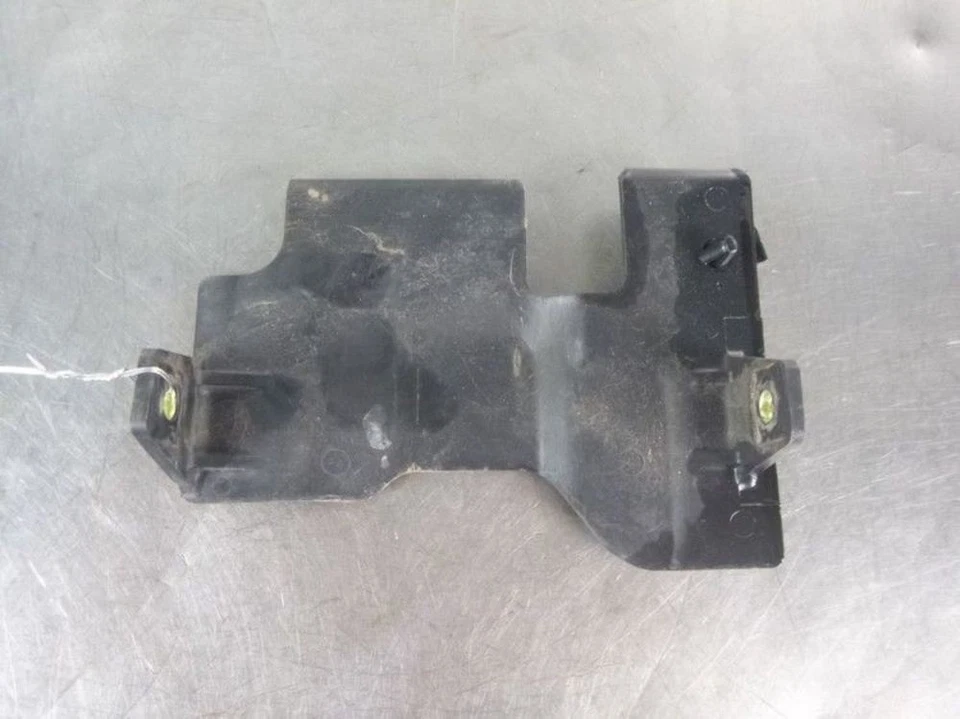 1988 Honda VTR 250 Interceptor Radiator Fan Cover - Image 2 of 4