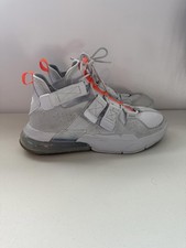 Nike Air Edge 270 Pure Platinum size 10