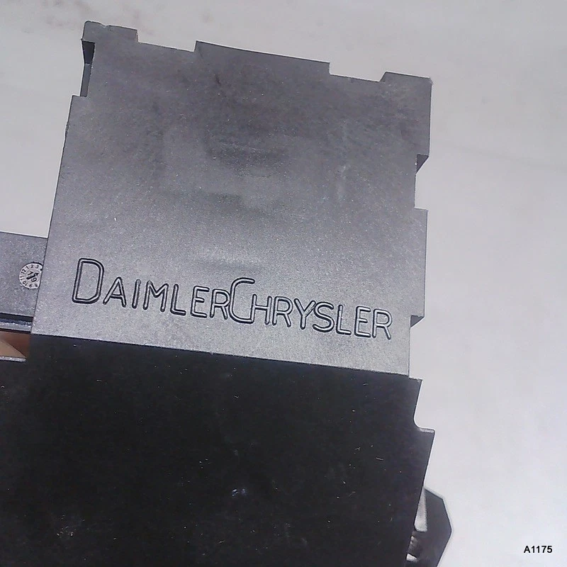 Genuine Mercedes-Benz Trunk Latch 1994-2011 E500 CLS CLK SLK SLR McLaren - Image 3 of 4