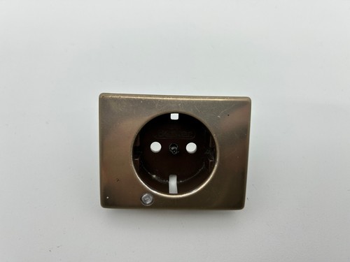 Berker Arsys Abdeckung mit Linse f. Schuko Steckdose Metall Hell Bronze - Lesen - Bild 2 von 3