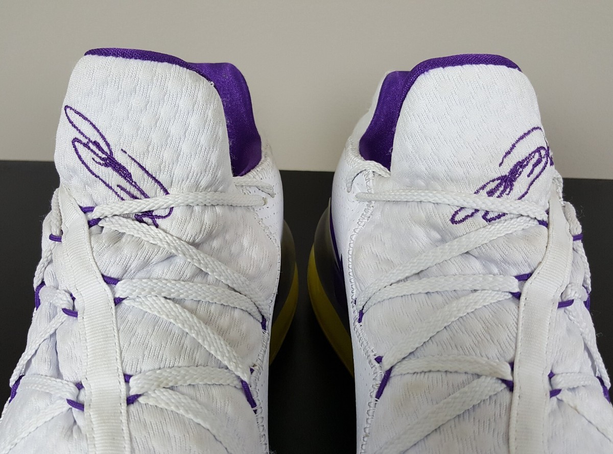 NIKE Men\'s 14 LEBRON XVII 17 LOW LAKERS BASKETBALL SHOES WHITE RARE CD5007-102 Nike LeBron 17 Low Lakers for Sale - Authenticity Guaranteed  main image 2