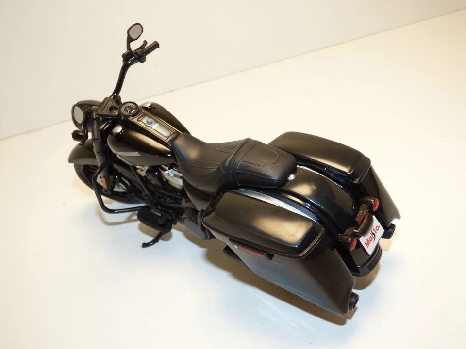 Harley-Davidson Road King Special (2017) - Immagine 4 di 4