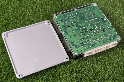 Toyota Land Cruiser 2007-2009 Engine Computer 89661-60f01 Oem Used - Picture 4 of 13