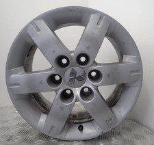 MITSUBISHI  SHOGUN 17" SILVER ALLOY WHEEL  (1)