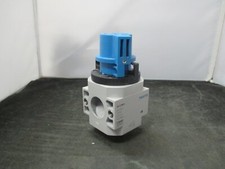  Festo HE-D-MIDI Festo On/Off Valve 170682 