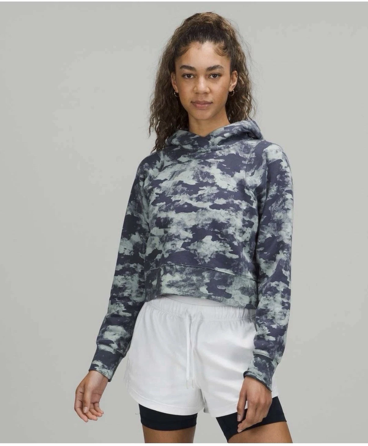Lululemon Loungeful Cropped Hoodie Heritage Camo Blue Multi Athleisure Sz 8