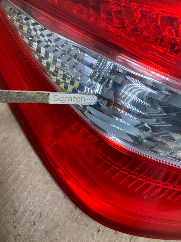 Luz trasera izquierda conductor Honda Accord Crosstour 2010-2012 OEM V3879 DG Foto 4 de 4