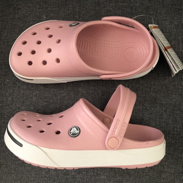 crocs 6 8