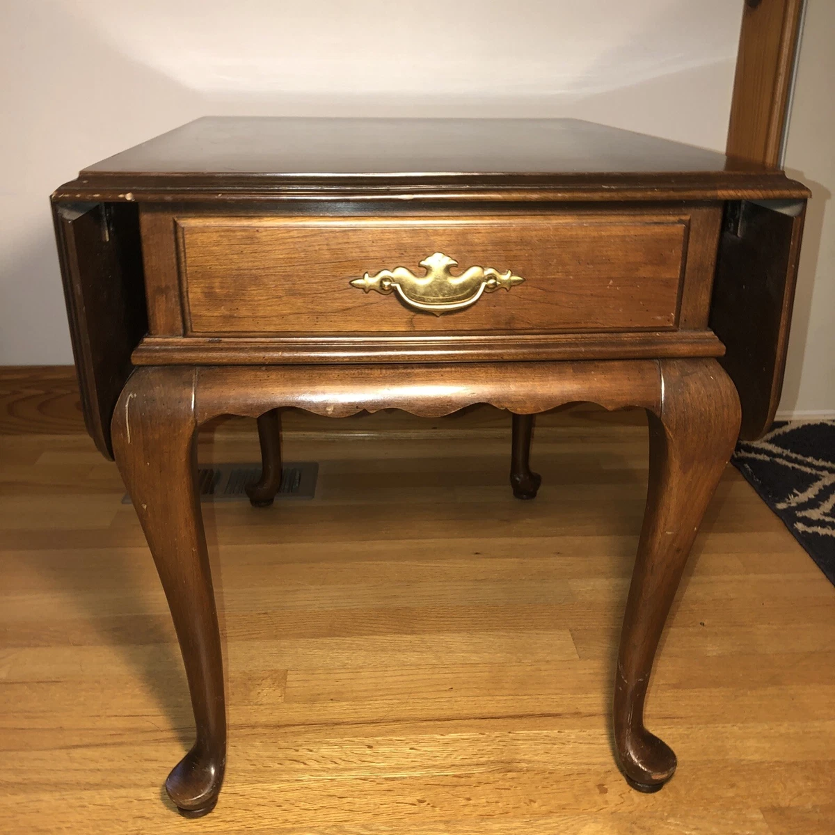 Vintage Ethan Allen Solid Cherry Queen Anne Style Drop Leaf Side Table w Drawer