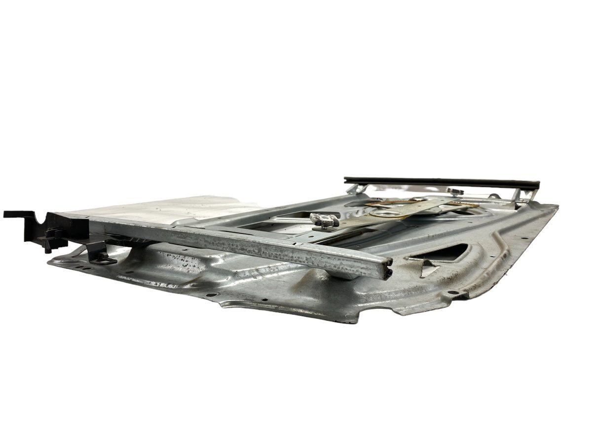 0007200179 18110477 18110486 Window Regulator Mechanism, Right 