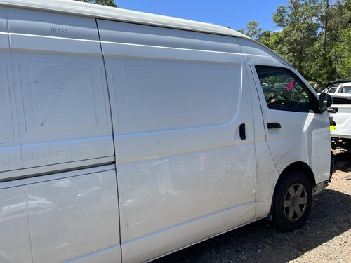 TOYOTA HIACE TRH/KDH 03/2005-04/2019 RIGHT REAR DOOR BARE SHELL AND ...