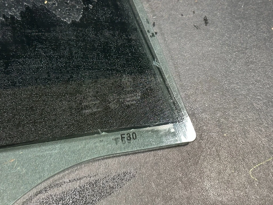 12-18 OEM BMW F30 F80 SEDÁN PUERTA TRASERA DERECHA PASAJERO VENTANA CRISTAL TINTADO Foto 3 de 4