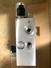 GENUINE JOHN DEERE AT343704 SOLENOID VALVE LOADER 624JR