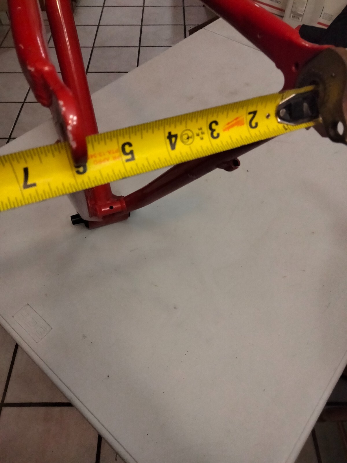 SPECIALIZED ROCKHOPER PRO 19" FRAME FOR 26" BIKE WHEELS IT'S NOT DISC BRAKES.