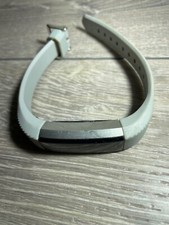 Fitbit ALTA HR Fitness Wristband Activity Sleep Tracker Small DIM SCREEN