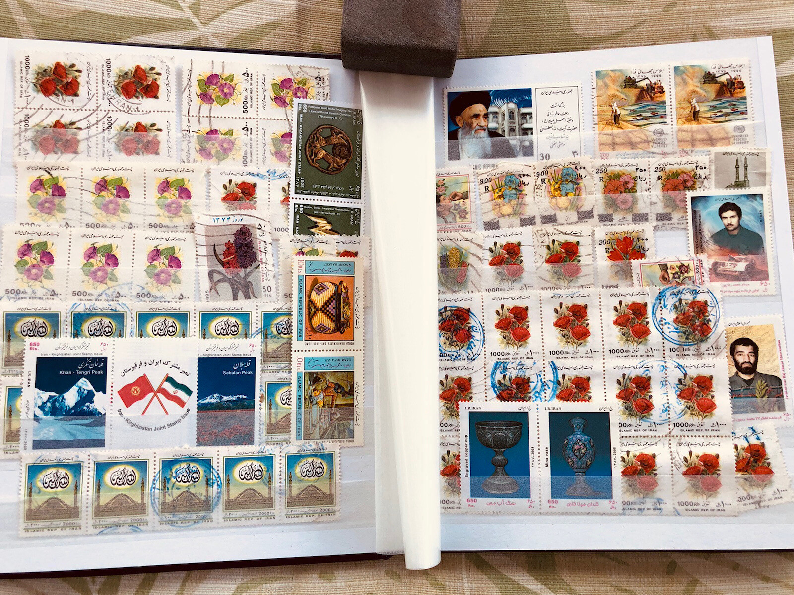 International Stamps 14 Pages Album Full Of Stamps From 1975 -1980 | eBay