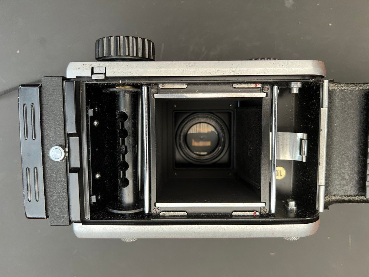 ☆マミヤ MAMIYA C22 PROFESSIONAL ボディ 二眼レフ☆