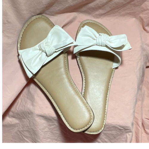Time And Tru White Bow Flat Sandals Women's Size 7 Casual Slip-On Synthetic