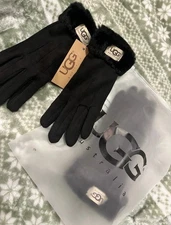 UGG Women's Winter Gloves Fleece And Lined. Black Color