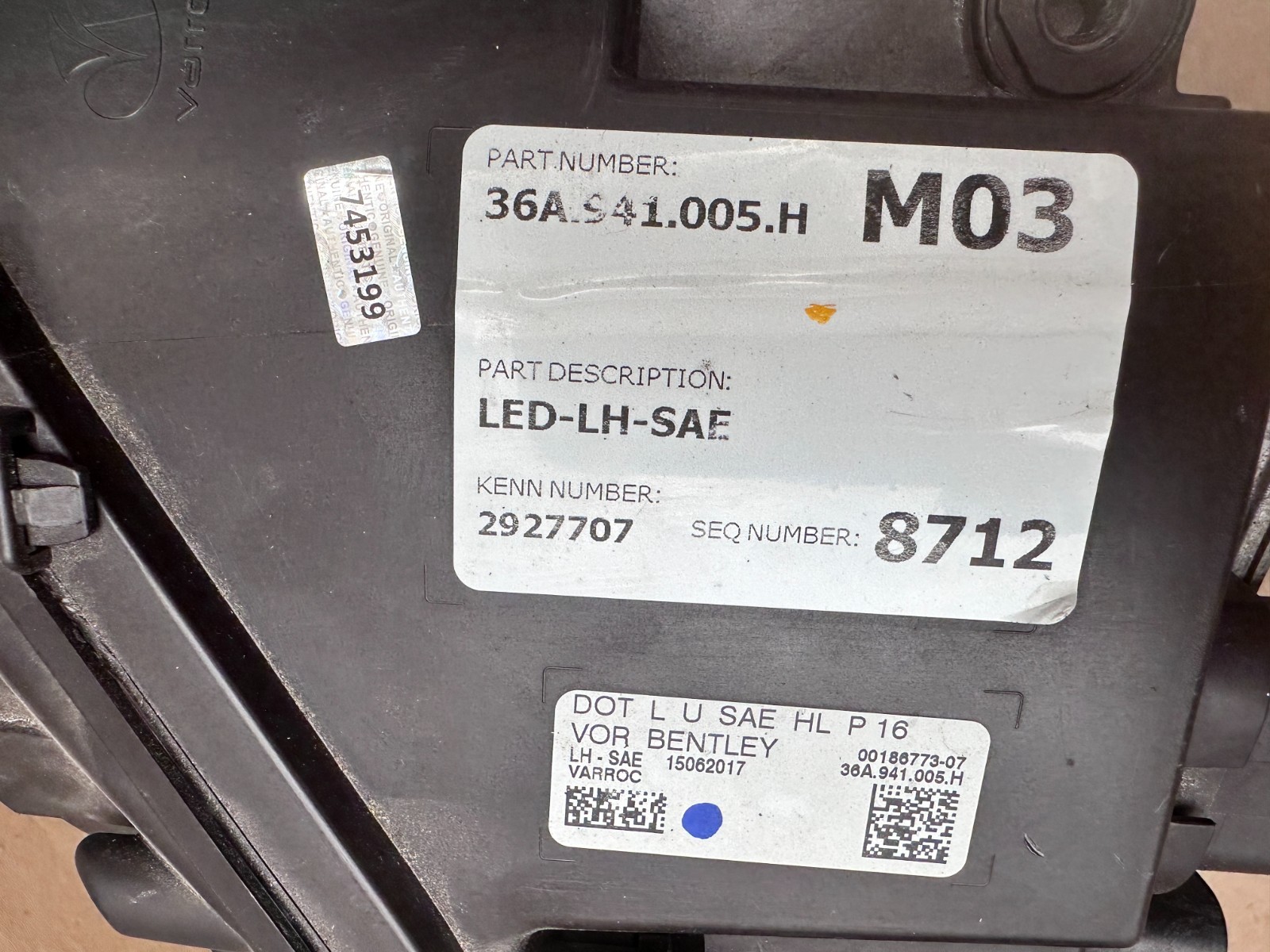 2017-2020 Bentley Bentayga Headlight LED Left Driver LH Side OEM 36A.941.005.H