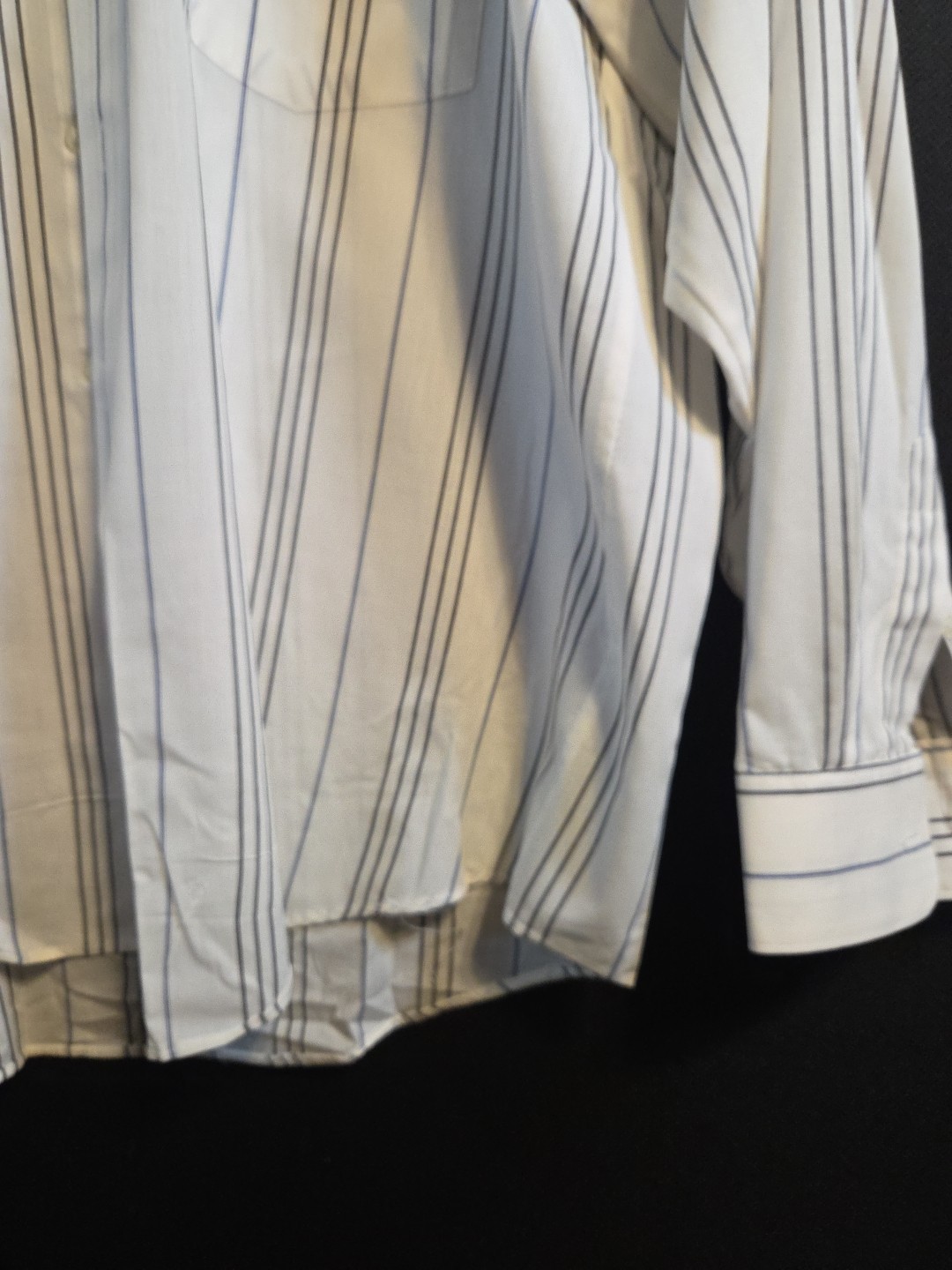 Oaktree Single Need Tailored  Medium Button Down - image 2