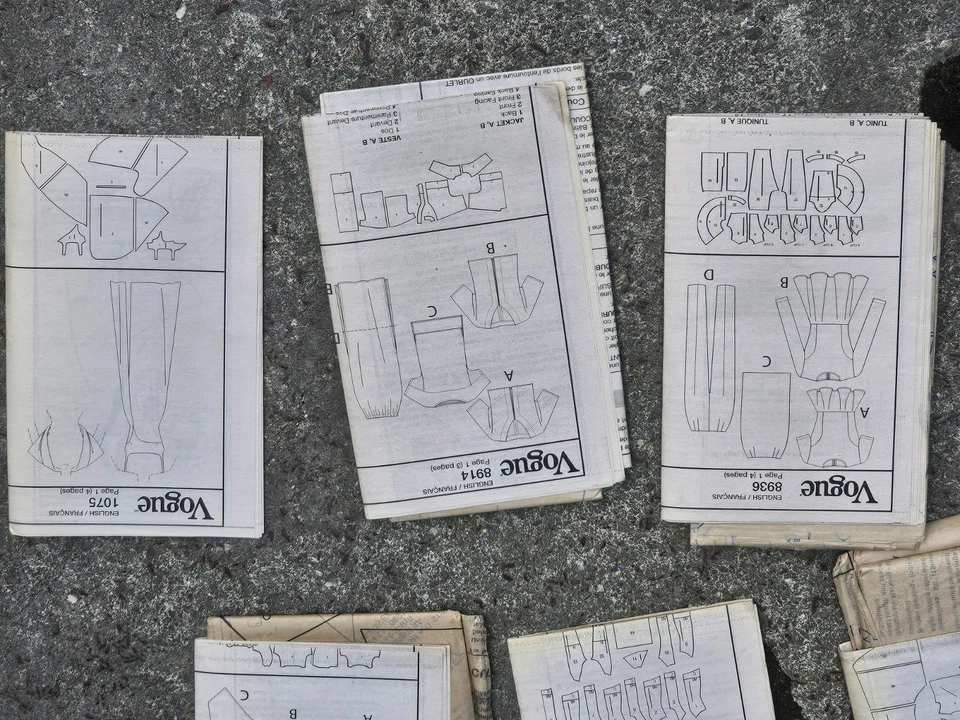 VOGUE Dressmakers Patterns - Image 2 of 4