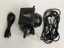 Stroboscopique noir Paul C. Buff DigiBee 800 + sac de transport 2 lumières