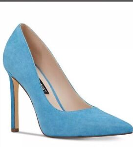 blue pointy heels