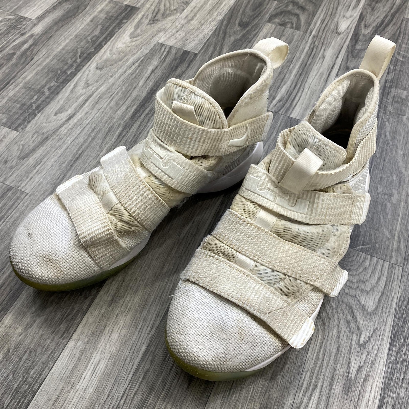Men's Size 9