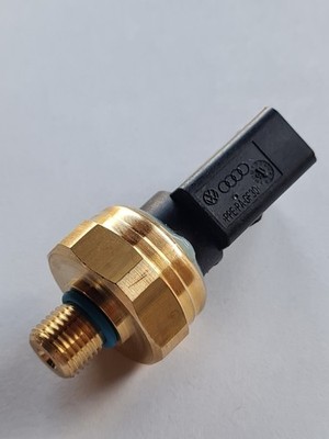Neue Original Volkswagen Audi Skoda Seat Kraftstoffdrucksensor Sensor 03C906051A