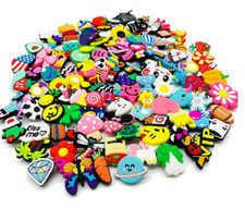 SHINQEAR 100pcs Different Shape Charms for Shoes Wristband Decoration Party Gift