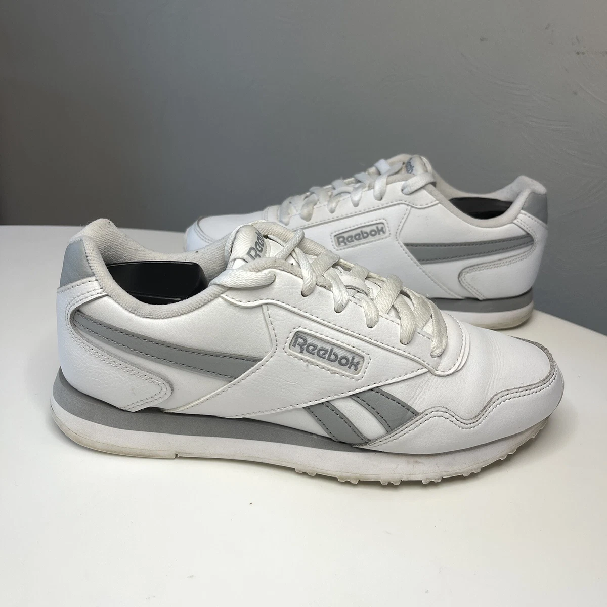 Reebok shoe hotsell laces