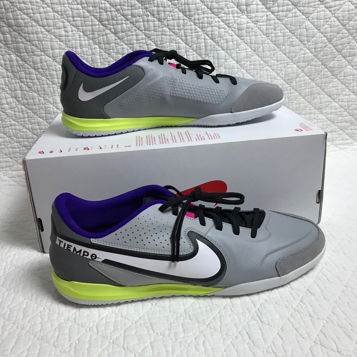 NIKE TIEMPO LEGEND 9 ACADEMY IC ② Nike Tiempo Legend IX Academy IC - White/Black/Baltic Blue