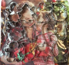 12-Piece Stainless Steel Christmas Cookie Cutter Set Santa Face Reindeer Head