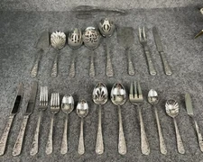Reed & Barton Stainless QUEENS GARDEN Flatware Silverware Your Choice