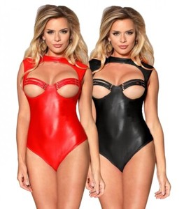 body sous vêtements