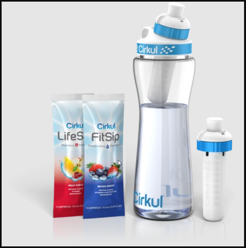 Cirkul Water Bottle 22 oz  2 Flavor Cartridges