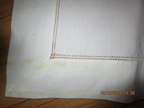 VINTAGE TABLE TOPPER--EMBROIDERED & OPEN DESIGN-- 37" X 30"--#G59 - Picture 5 of 24