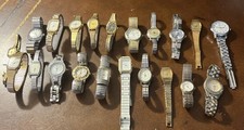 Lote de 21 relojes de mujer mixtos de marcas y movimientos.